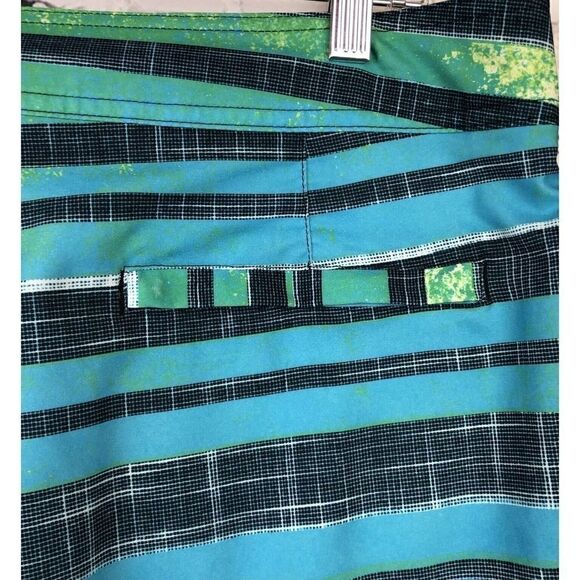 prAna Surf Boardshorts UPF 50+ Men's Size 34 Waist - Picture 7 of 10